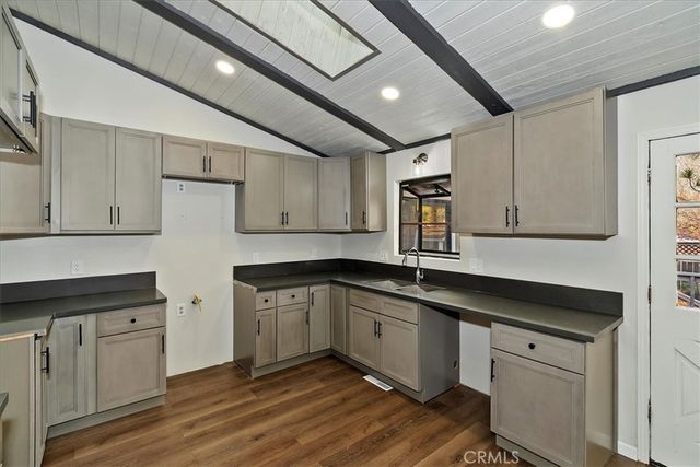 42736 Tannenbaum Platz, Big Bear Lake, CA 92315