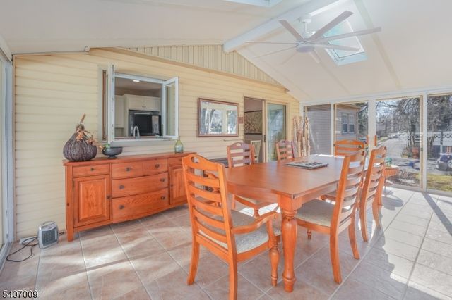 26 Pihlman Pl, Chatham Boro, NJ 07928