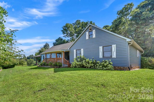 170 Bull Creek Road, Mars Hill, NC 28754