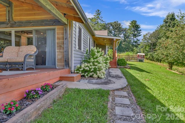 170 Bull Creek Road, Mars Hill, NC 28754