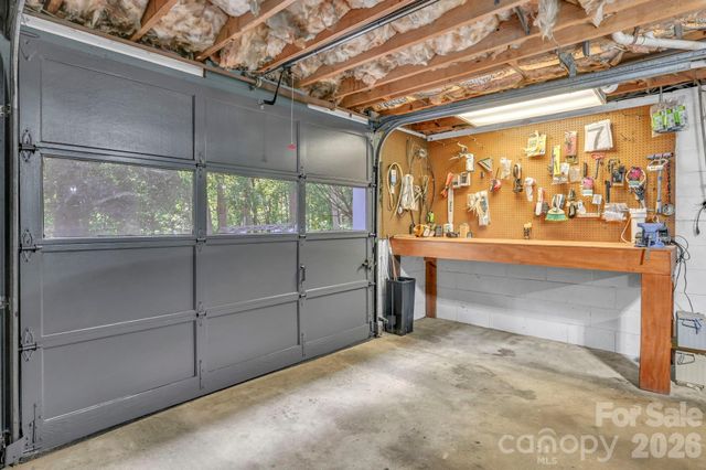 170 Bull Creek Road, Mars Hill, NC 28754