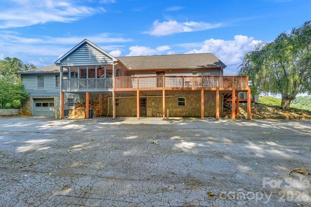 170 Bull Creek Road, Mars Hill, NC 28754