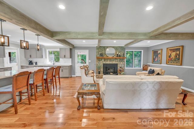 170 Bull Creek Road, Mars Hill, NC 28754