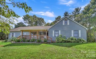 170 Bull Creek Road, Mars Hill, NC 28754