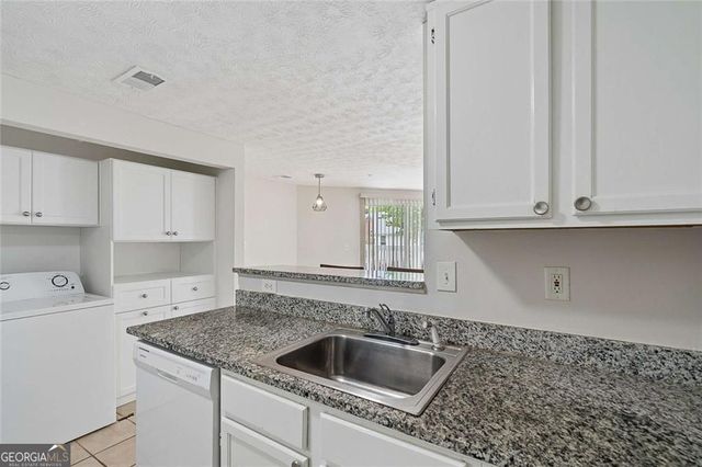 1465 Keys Crossing Drive NE, Brookhaven, GA 30319