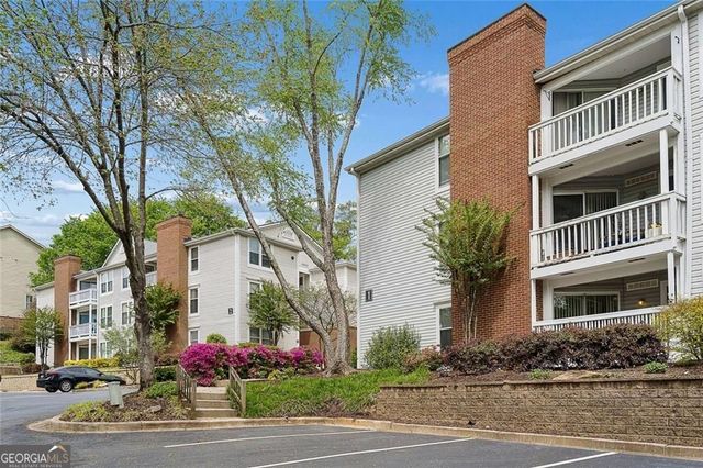 1465 Keys Crossing Drive NE, Brookhaven, GA 30319