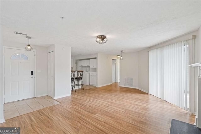 1465 Keys Crossing Drive NE, Brookhaven, GA 30319