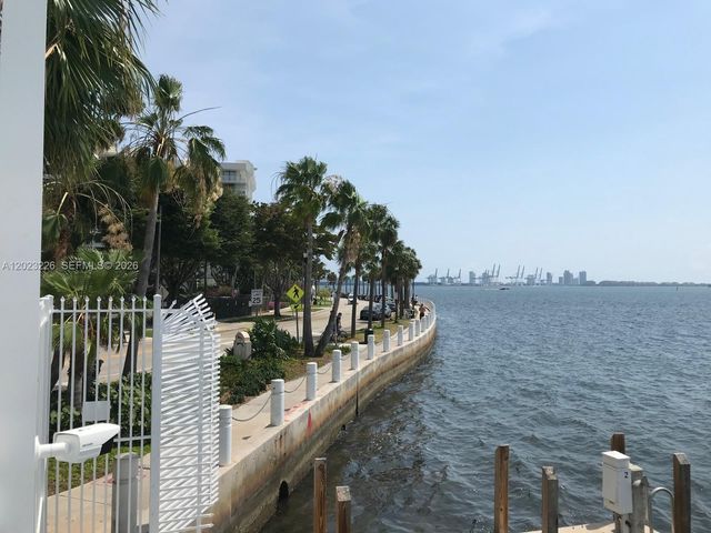 200 SE 15th Rd 7G, Miami, FL 33129