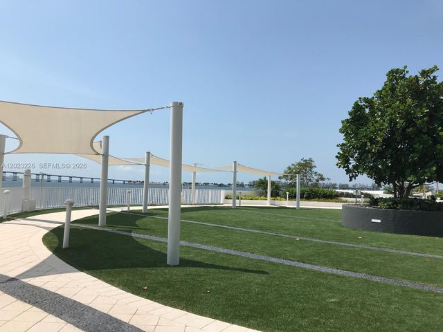 200 SE 15th Rd 7G, Miami, FL 33129