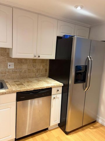200 SE 15th Rd 7G, Miami, FL 33129