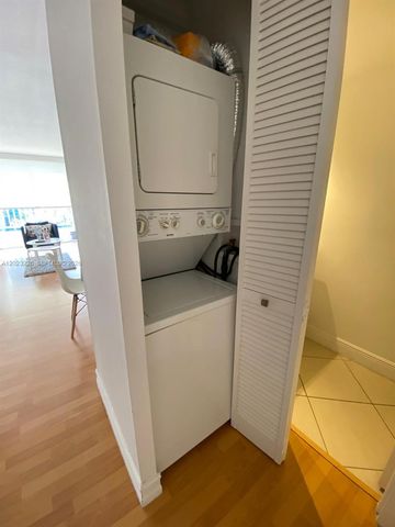 200 SE 15th Rd 7G, Miami, FL 33129