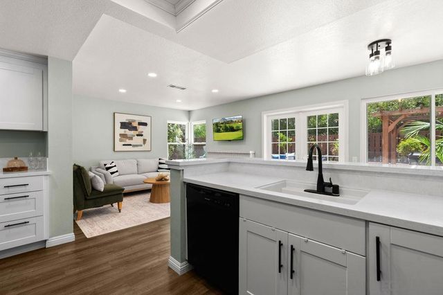 12666 Futura St., San Diego, CA 92130