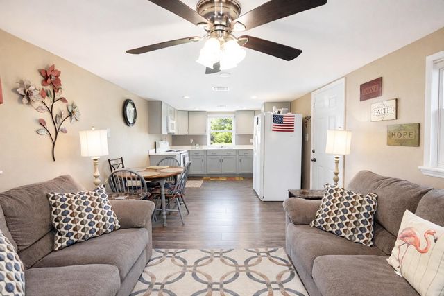 127 Bayou Blue Rd, Houma, LA 70364