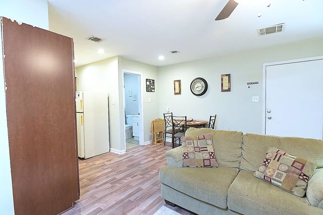 127 Bayou Blue Rd, Houma, LA 70364