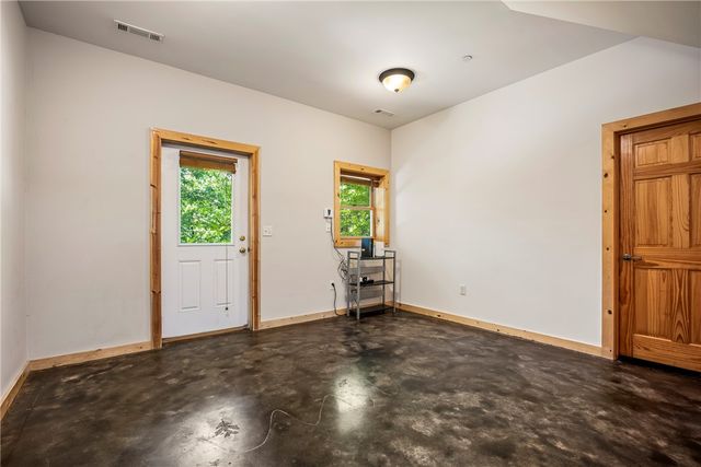 658 Hale Road, Elkins, AR 72727