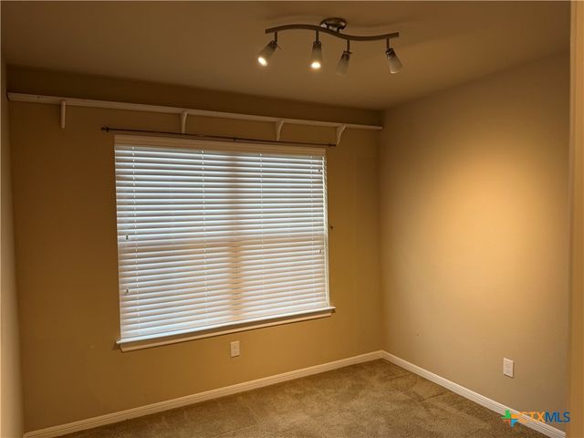 8016 Bridgepointe Drive, Temple, TX 76502