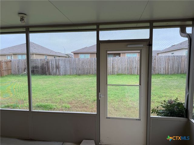 8016 Bridgepointe Drive, Temple, TX 76502