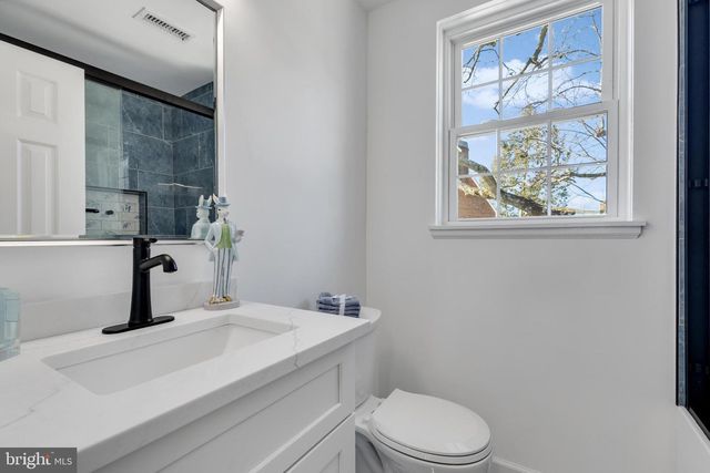 2935 S COLUMBUS ST, Arlington, VA 22206