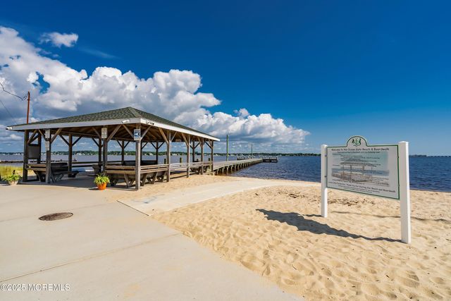32 E Long Branch Avenue, Ocean Gate, NJ 08740