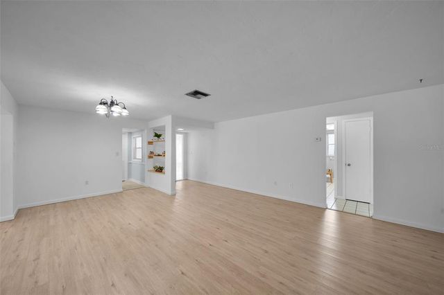 1563 COVINGTON CIRCLE E, Fort Myers, FL 33919