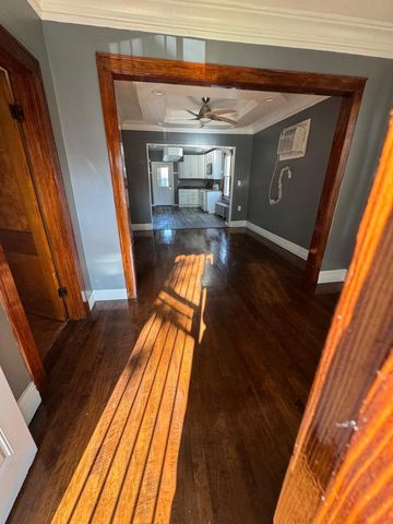 13419 S Burley Avenue, Chicago, IL 60633