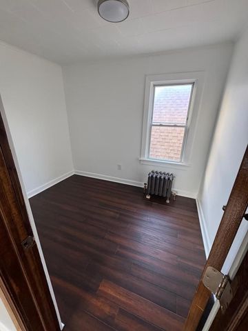 13419 S Burley Avenue, Chicago, IL 60633
