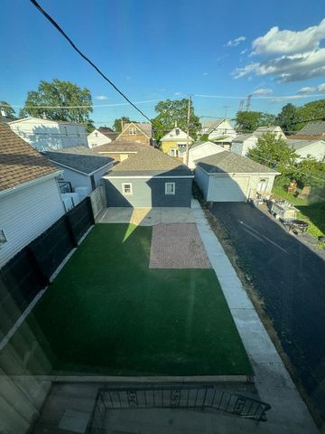 13419 S Burley Avenue, Chicago, IL 60633