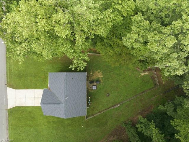 527 Dogwood Drive, Liberty, NC 27298