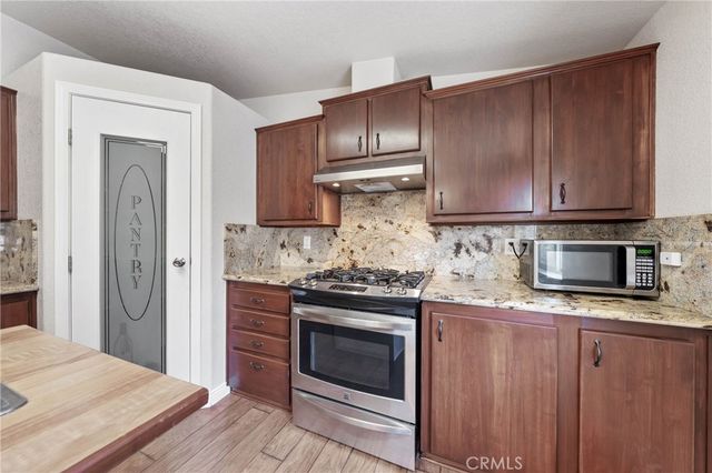 20250 Heartwood Court, Hidden Valley Lake, CA 95467