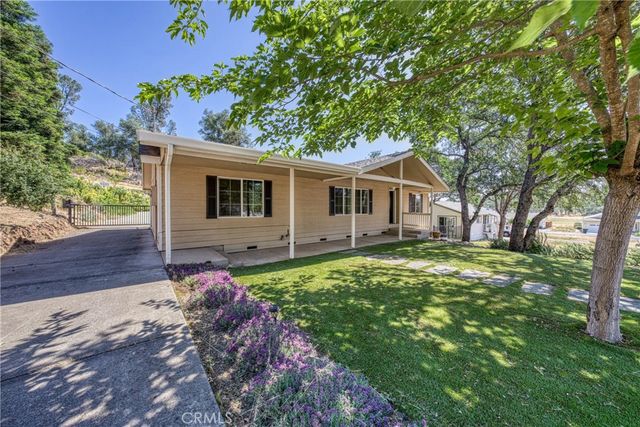 20250 Heartwood Court, Hidden Valley Lake, CA 95467