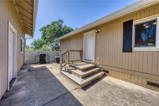 20250 Heartwood Court, Hidden Valley Lake, CA 95467