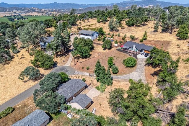 20250 Heartwood Court, Hidden Valley Lake, CA 95467