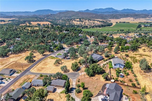 20250 Heartwood Court, Hidden Valley Lake, CA 95467