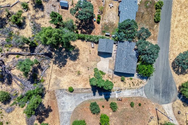 20250 Heartwood Court, Hidden Valley Lake, CA 95467