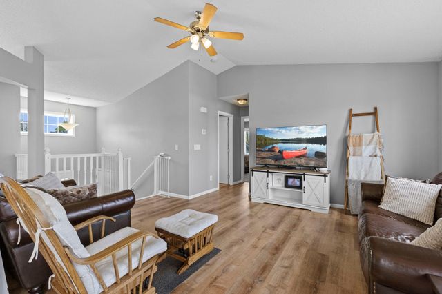 267 Bluestem Avenue, Shakopee, MN 55379