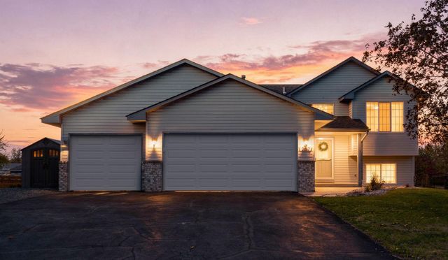 267 Bluestem Avenue, Shakopee, MN 55379