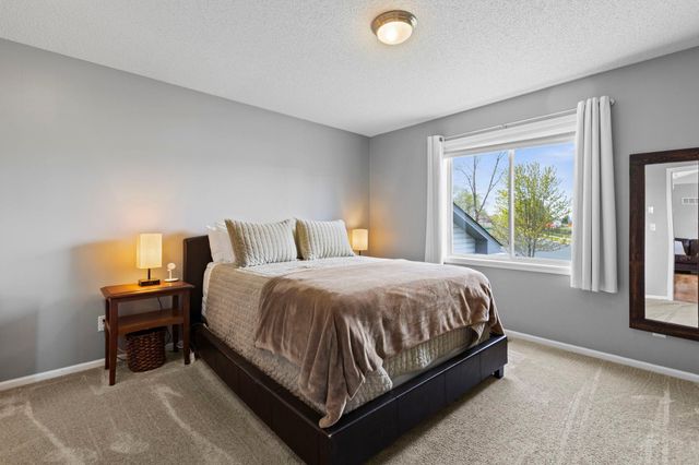 267 Bluestem Avenue, Shakopee, MN 55379