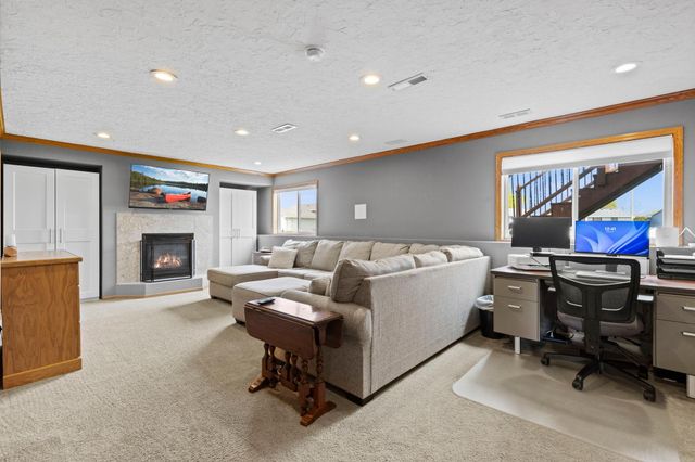 267 Bluestem Avenue, Shakopee, MN 55379