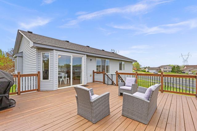 267 Bluestem Avenue, Shakopee, MN 55379