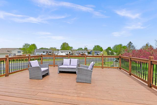 267 Bluestem Avenue, Shakopee, MN 55379