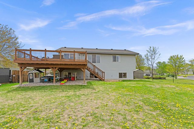 267 Bluestem Avenue, Shakopee, MN 55379