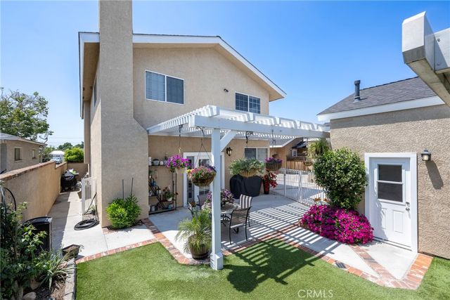 17714 Ibbetson, Bellflower, CA 90706