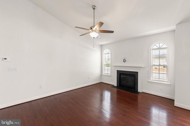 209 BRIDGEWATER DR, Stephens City, VA 22655