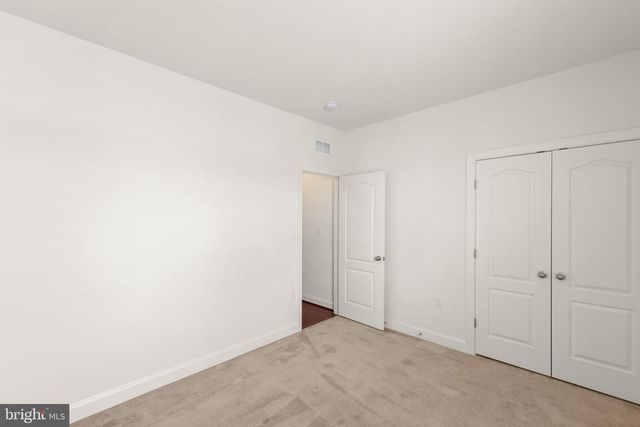 209 BRIDGEWATER DR, Stephens City, VA 22655