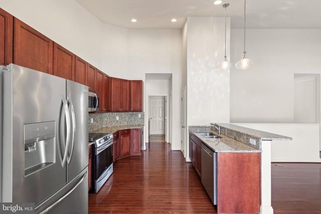 209 BRIDGEWATER DR, Stephens City, VA 22655
