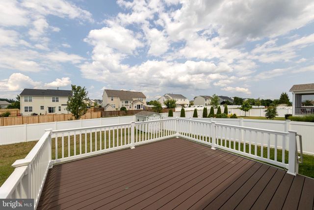 209 BRIDGEWATER DR, Stephens City, VA 22655