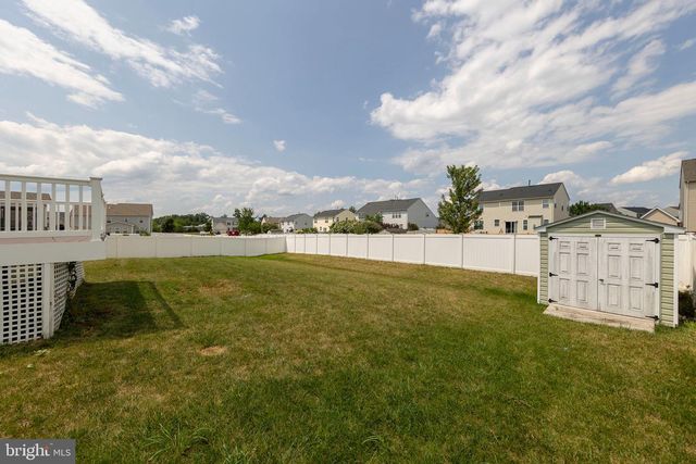 209 BRIDGEWATER DR, Stephens City, VA 22655