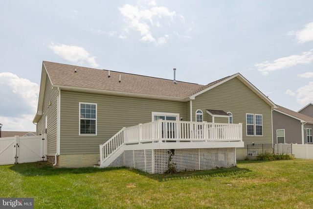 209 BRIDGEWATER DR, Stephens City, VA 22655