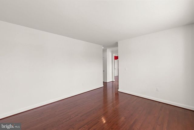 209 BRIDGEWATER DR, Stephens City, VA 22655