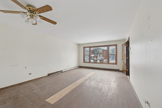 387 Madison Avenue, Calumet City, IL 60409